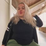 Profile Picture of Betty Acres (@Betty-Acres) on Facebook