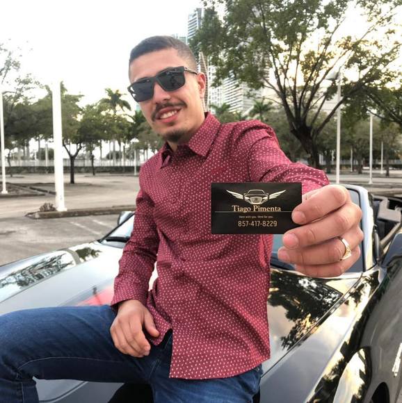 Profile Picture of Thiago Generoso (@thiagogeneroso) on Poshmark