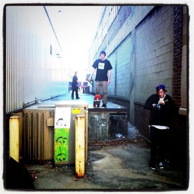 Profile Picture of Tony Steinberg (@TonyHoodrich) on Twitter