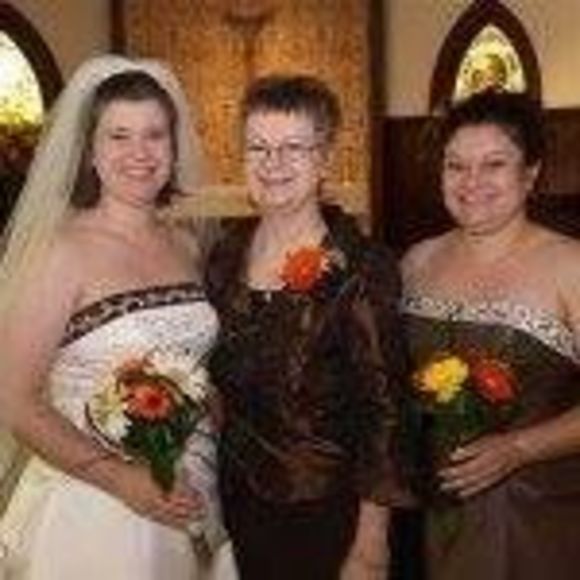 Profile Picture of Debbie Sempert (@dsempert) on Poshmark