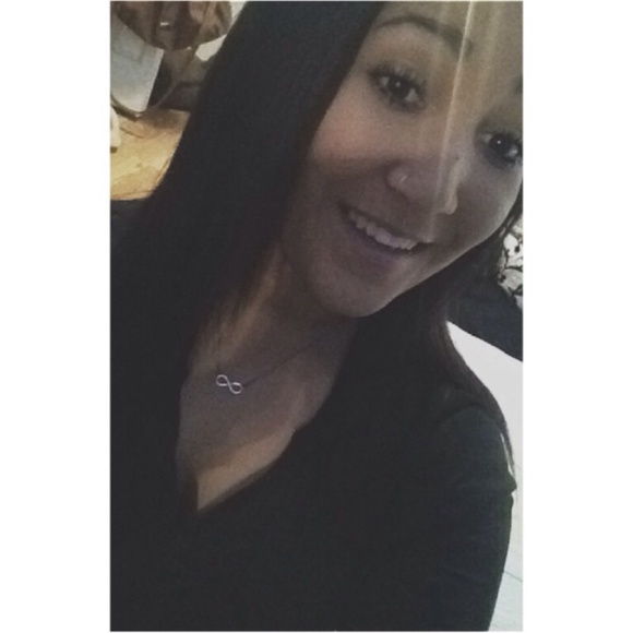 Profile Picture of Victoria Germony (@princesstori27) on Poshmark