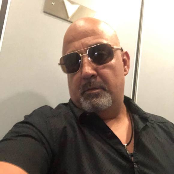 Profile Picture of George Dakis jr (@greeklsp2003) on Poshmark