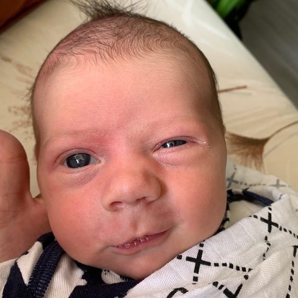 Profile Picture of Nicole Knisely (@nknisely) on Poshmark