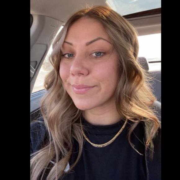 Profile Picture of Caitlin Schamberger (@dancercaitlin00) on Poshmark