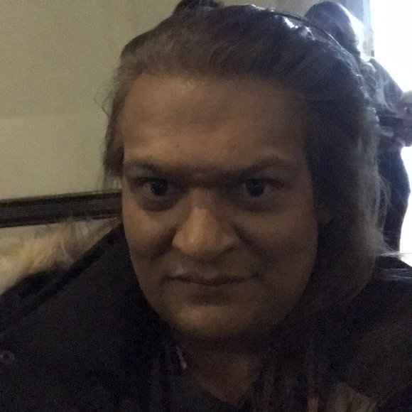 Profile Picture of Nigel Singh (@anglale04) on Poshmark