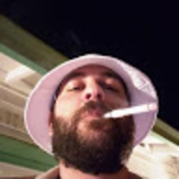 Profile Picture of Mark Bunting (@mbunt387) on Poshmark