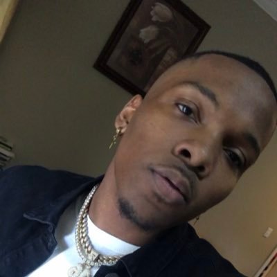 Profile Picture of Chris O'Quinn (@OQuinn_16) on Twitter