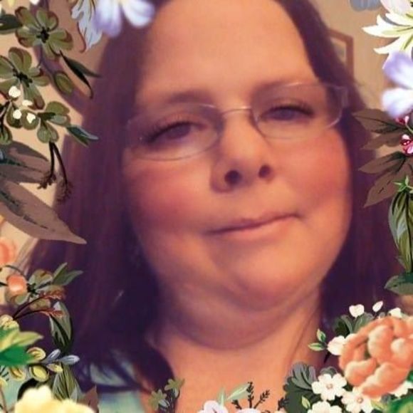 Profile Picture of Ragnheather Bonnett (@ragnheatherb) on Poshmark