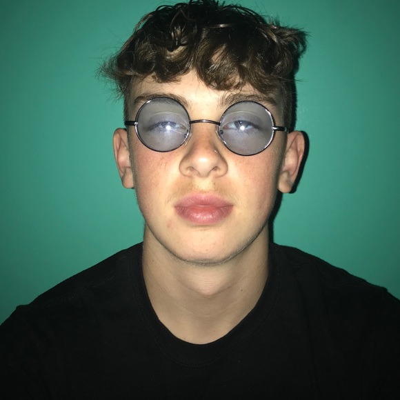 Profile Picture of John Jizz (@jiggyjiz) on Poshmark