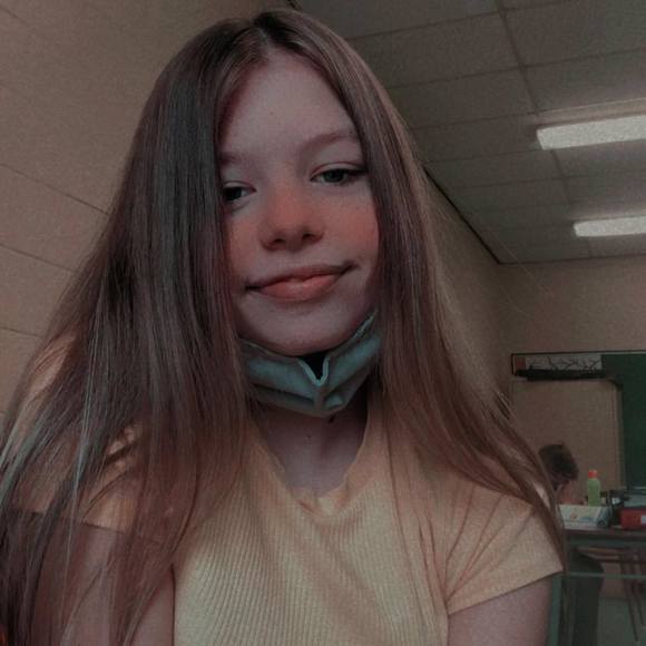 Profile Picture of Charlie Deschambault (@charliepatin) on Poshmark