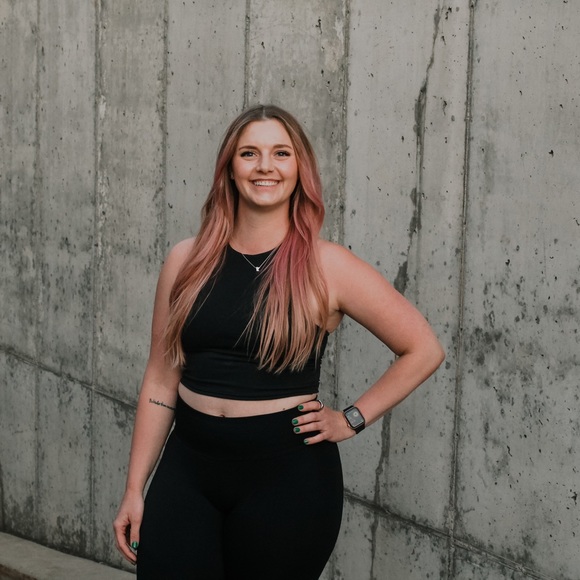 Profile Picture of Veronica Rasmussen (@vernrasmuss15) on Poshmark