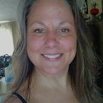 Profile Picture of Lisa Schroeder Towner (@missusdew) on Instagram