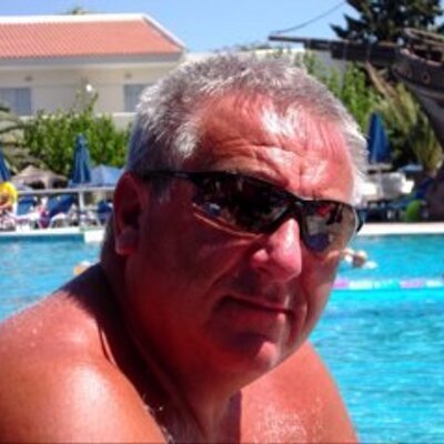 Profile Picture of Paul Cackett (@paulieref) on Twitter