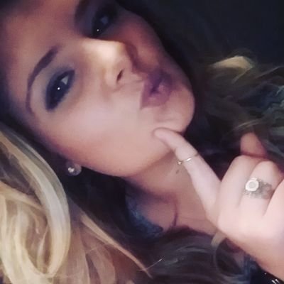 Profile Picture of Hailey Anne Coles (@goldie0816) on Twitter