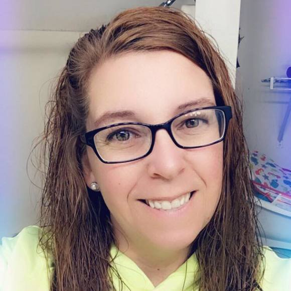 Profile Picture of Heather Haukap (@derick2016) on Poshmark