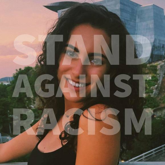 Profile Picture of Eliana Deckner-glick (@edg_) on Poshmark