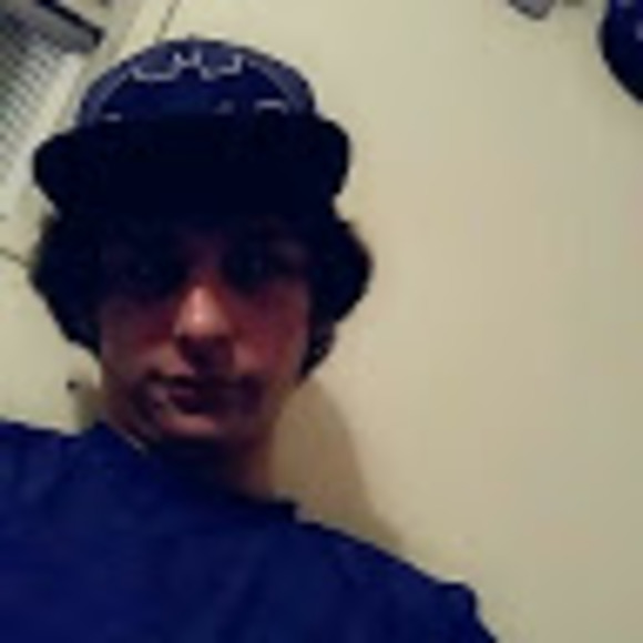 Profile Picture of Brian Garner (@garnergot) on Poshmark
