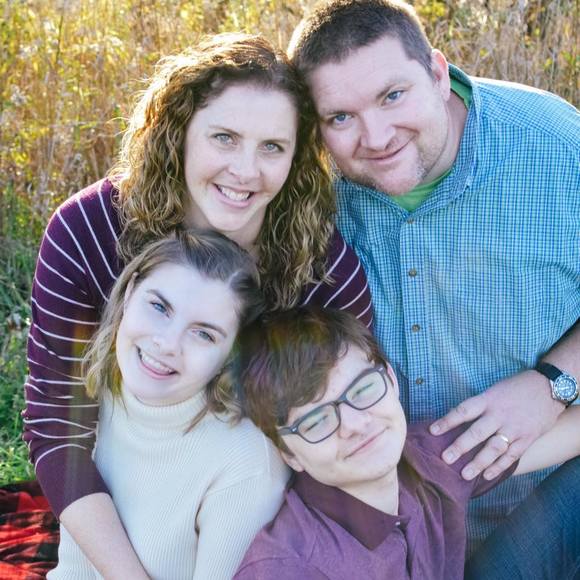 Profile Picture of Bobbi Horne (@horneb) on Poshmark