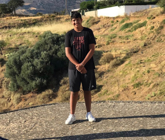 Profile Picture of Niko Chartzoulakis (@nikochartzou) on Poshmark