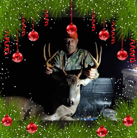 Profile Picture of Dave Daniel (@davedaniel718) on Poshmark