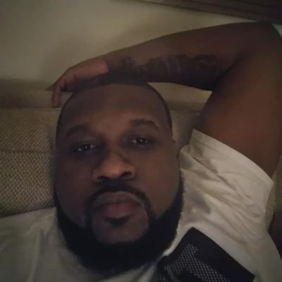 Profile Picture of William Holyfield (@WilliamHolyfie2) on Twitter