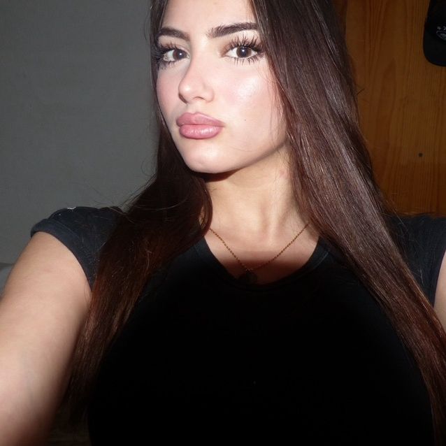 Profile Picture of Daniela Loretta (@danielaloretta) on Tiktok