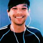 Profile Picture of ˗ˏˋ 1d & larry wallpapers ˎˊ˗ (@larrywallpapers) on Instagram
