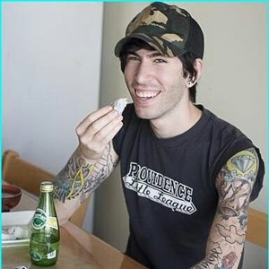 Profile Picture of Caleb Rose Murillo (@sharkeatingacheeseburger) on Myspace