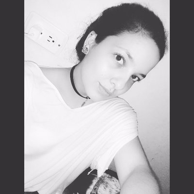 Profile Picture of Aura Velasquez (@Aura_VelasquezL) on Twitter