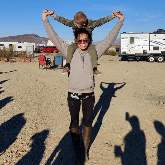 Profile Picture of Jessika Verkamp (@jessig5988) on Poshmark