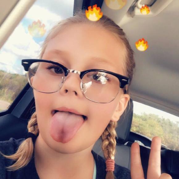 Profile Picture of Brooke Witherington (@bw5711) on Poshmark