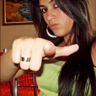 Profile Picture of Isabela Mendes (@isabelamendes19) on Twitter