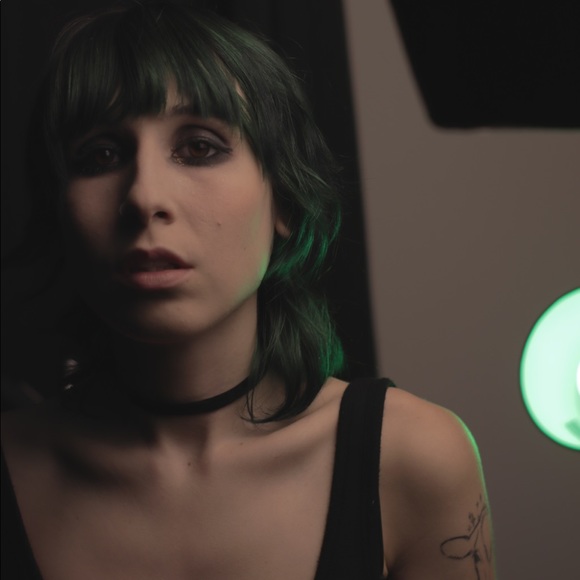 Profile Picture of Adrianna Raymond (@adriannaraym423) on Poshmark