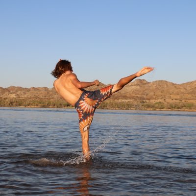 Profile Picture of Jacob Bertrand (@jb_mixmatch) on Twitter