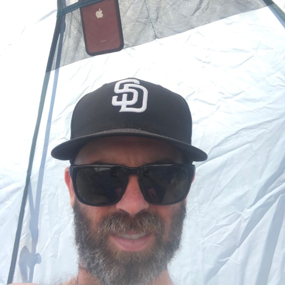 Profile Picture of Michael Mackowiak (@papichulo87) on Poshmark