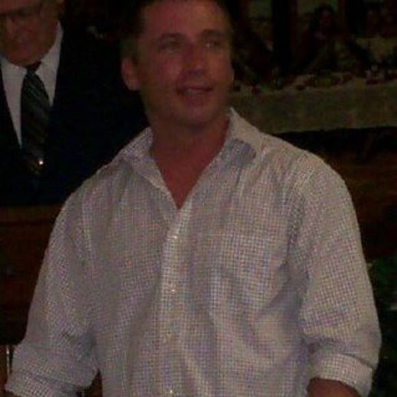 Profile Picture of Brad Arnold (@bradarnold507) on Poshmark