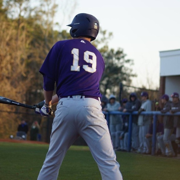 Profile Picture of Peyton Sockwell (@peytonsock) on Poshmark