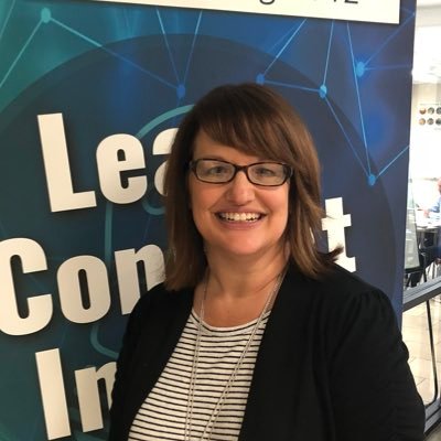 Profile Picture of Ellen Hogan (@EEHogan83) on Twitter