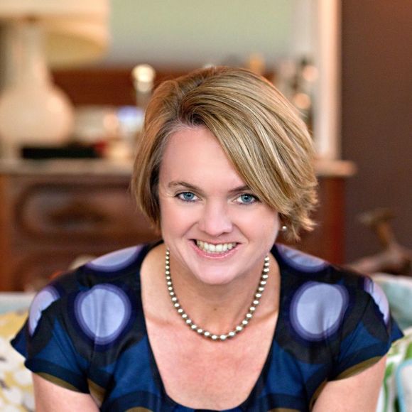 Profile Picture of Jennifer Pells (@jenpells) on Poshmark