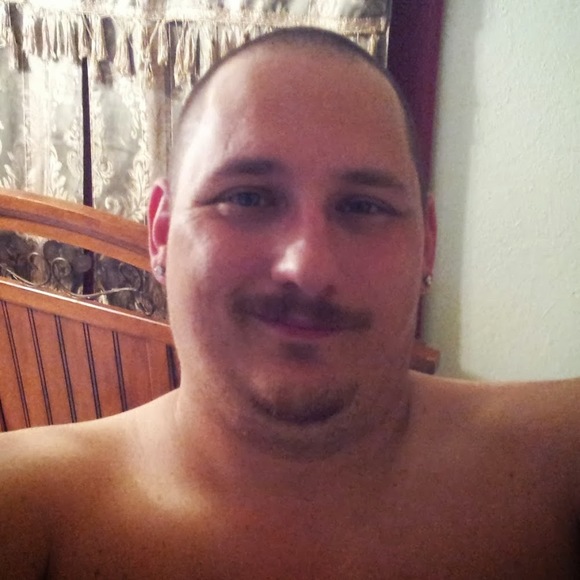 Profile Picture of Chris Carper sr. (@ccarper78) on Poshmark