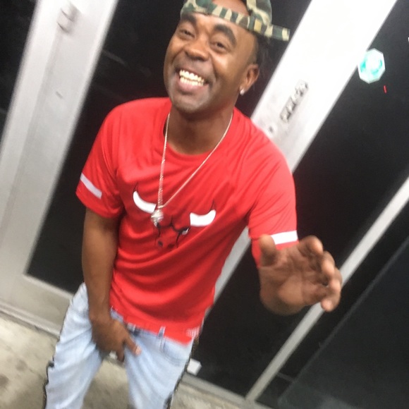 Profile Picture of Jerome Jackson (@romeyjerome89) on Poshmark