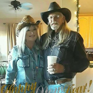 Profile Picture of RandiRose Gustafson (@randirose.fritz) on Facebook