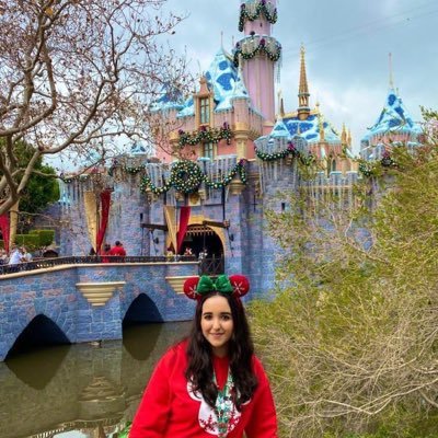 Profile Picture of Andrea Valencia (@AndyValencia619) on Twitter