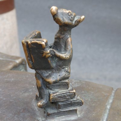 Profile Picture of Beverley Allen (@ElmslieBev) on Twitter