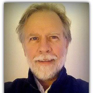 Profile Picture of Stephen Hallquist (@bluespiper) on Facebook