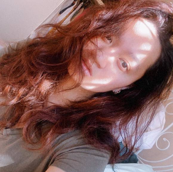 Profile Picture of Tererehau Daymond-smith (@diaemerald3) on Poshmark