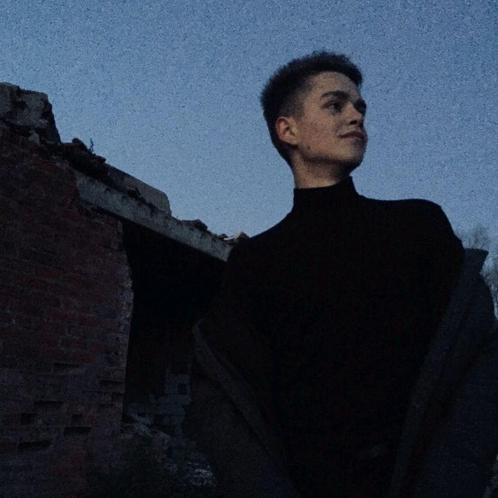 Profile Picture of на позитиве каждый день (@anton_aplesinka) on Tiktok