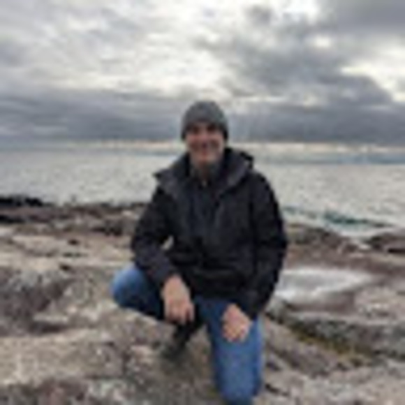 Profile Picture of Paul Andersen (@pandersen570) on Poshmark