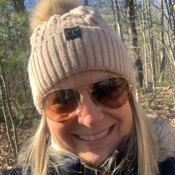 Profile Picture of Dona Rutowicz (@donarutowicz) on Poshmark