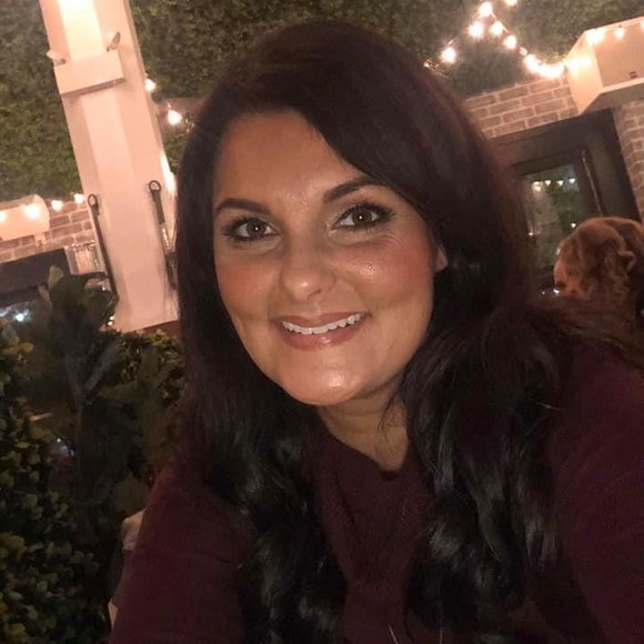 Profile Picture of Kristy Middendorff (@kristybing) on Poshmark